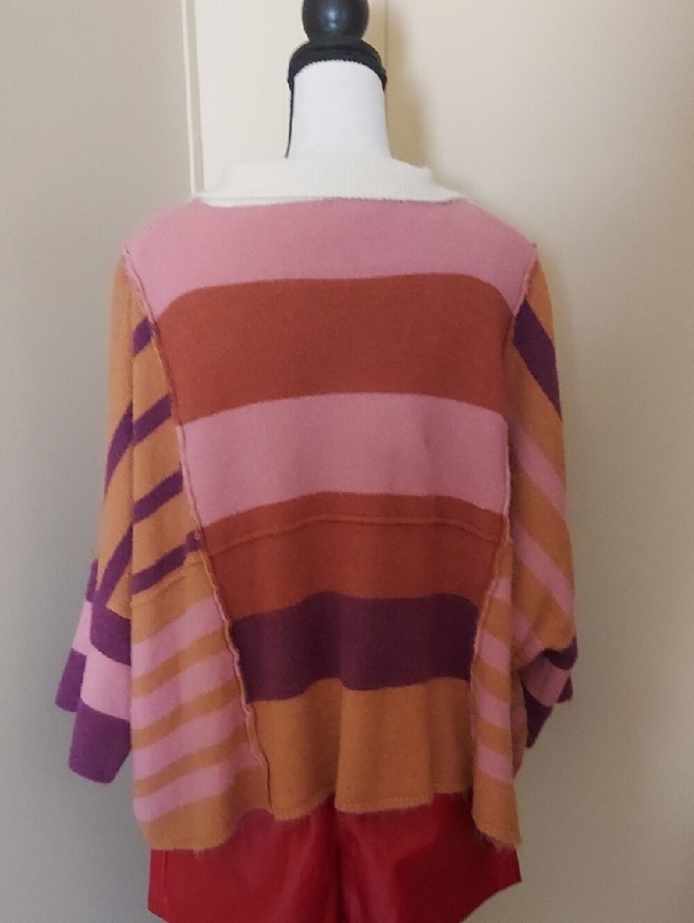 Easel Rugby Styled Sweater - Picture 4 of 5